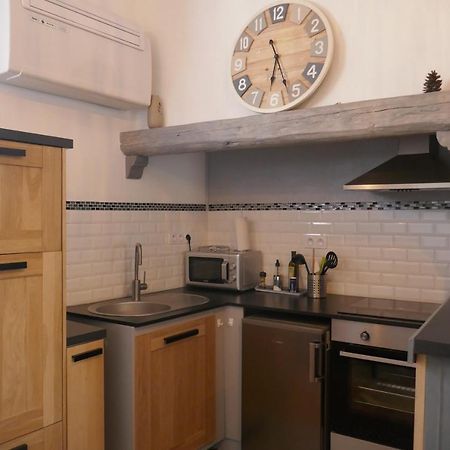 Appartement A 50 M De La Place Aux Herbes Uzès Екстериор снимка